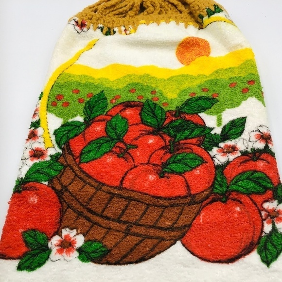 VINTAGE Hand Towel Crochet Knit Top Hanging Handle Button Handmade Cottage Apple - Picture 4 of 9